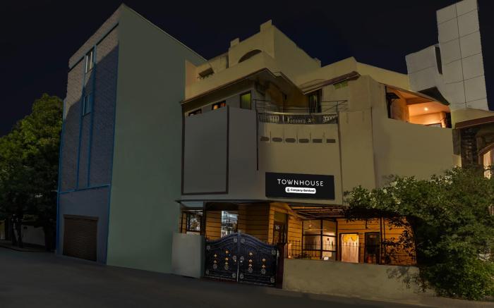 Super Townhouse Townvilla Guesthouse