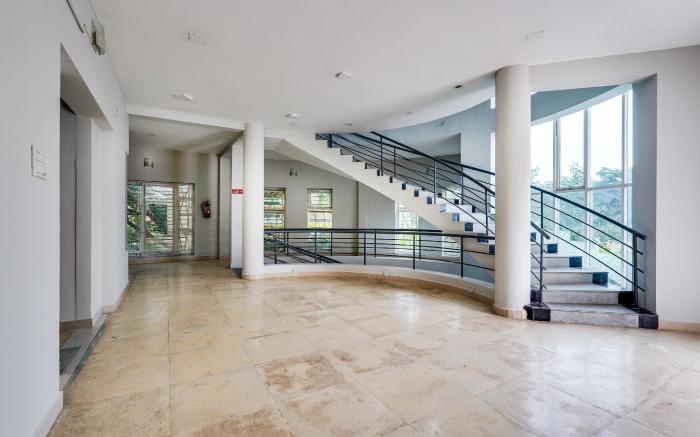 Super Hotel O ECR Stays Near Nemmeli Beach Formerly GVS Homes