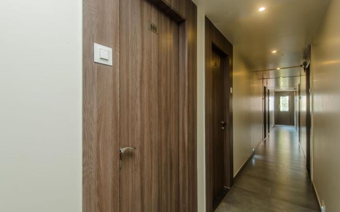 OYO 13857 Hotel Imperial
