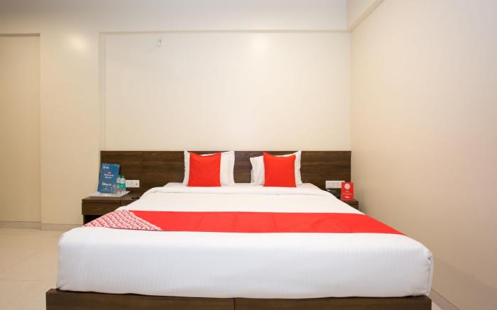 OYO 11512 Hotel Kedari Residency