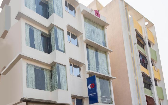 Hotel O Aspiring Inn Jyotirindra Nandi Metro Station