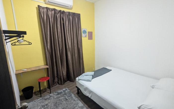 Shines GuestHouse 3Br with Outdoor Chilling