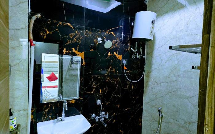 Hotel Aarav Grand