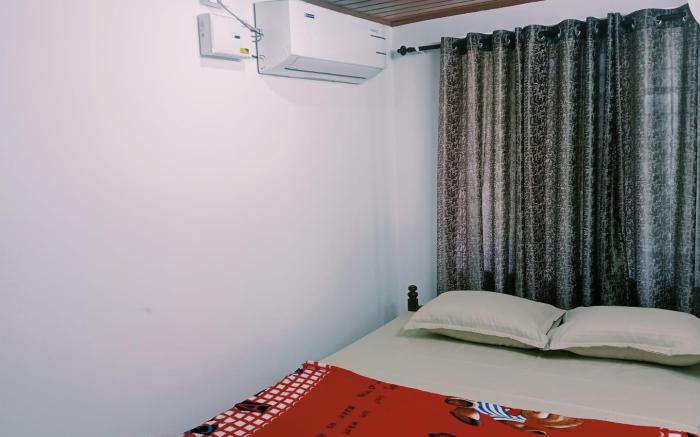 Bougainvillea Beach House Cherai - For Your Family