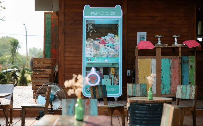 The Leaf Cafe & Glamping