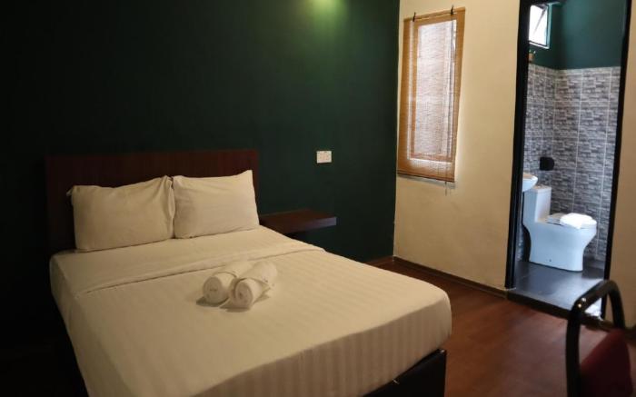Room V Kluang Parade By SECOM