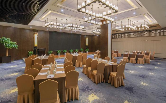 Madison Hotel Zhengzhou International Exhibition Center