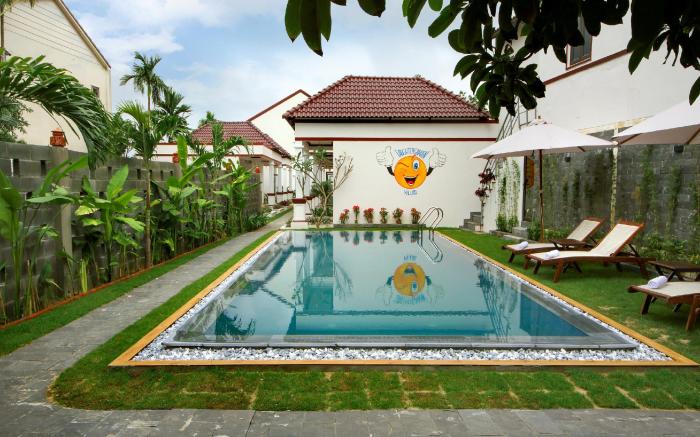 Laughter Garden Villas