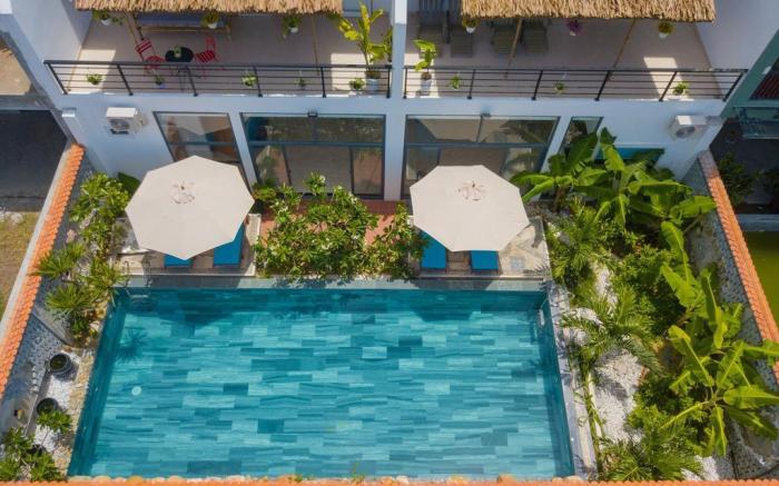 Yellow Daisy Villa Hoi An (Entire- infinity pool )