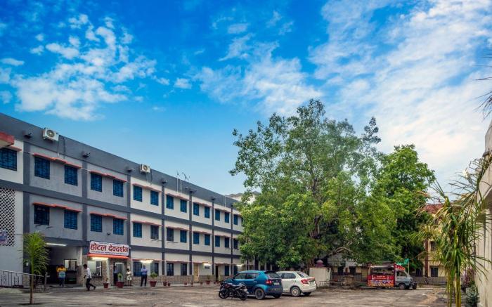 Devdarshan Hotel & Restaurant