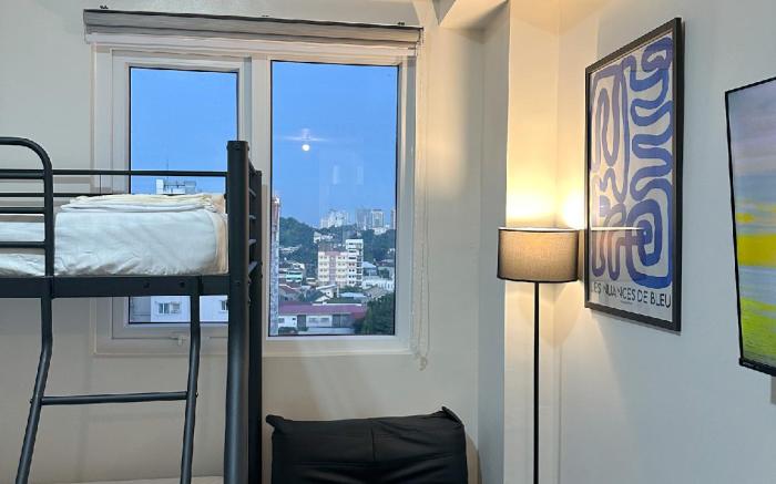 City View Condo Near Fuente Osmeña (2-5 pax)