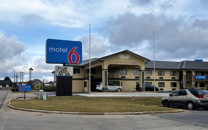 Motel 6 Prattville, AL