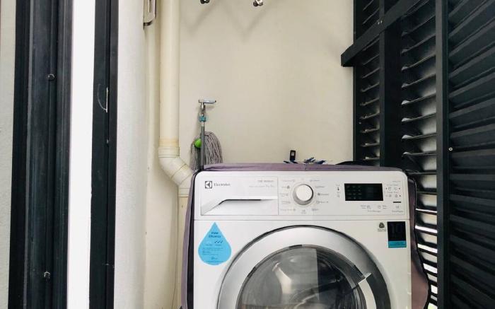 Sanitize Modern Loft Suite - linked to Bangsar LRT