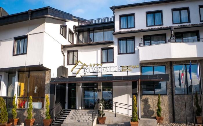 Riverside Boutique Hotel