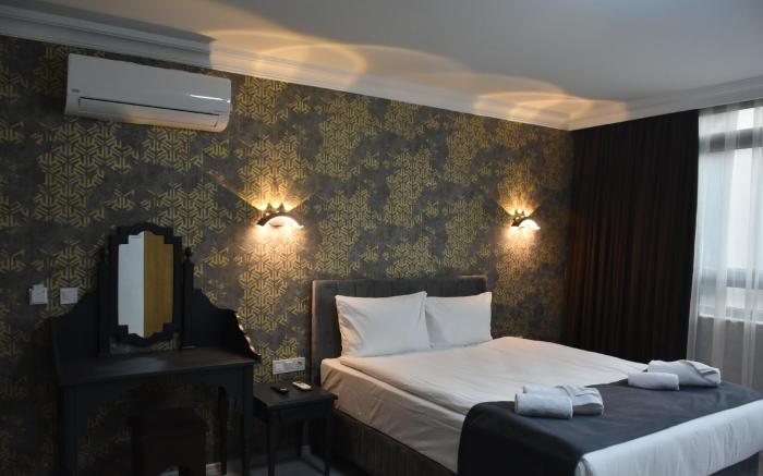 PALMERA HOUSE HOTEL