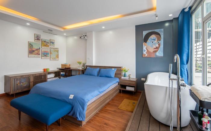 Holly's Elegance Retreat w/bathtub in Old Quarter