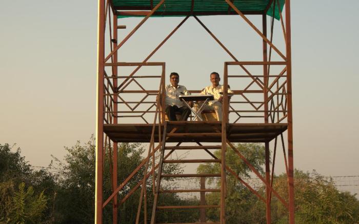 Unique Mudwood Retreat | Jodhpur |4BR|By Homeyhuts