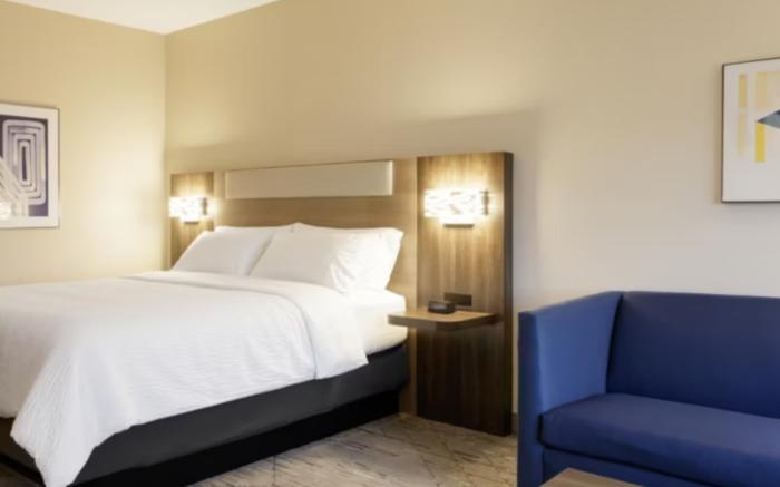 Holiday Inn Express And Suites Linden By IHG