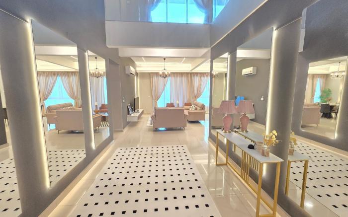 TopStay Penthouse @ D'festivo Residence Ipoh Perak
