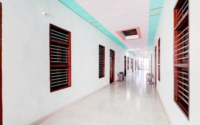 Hotel O Royal Residency