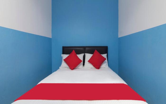 Mines Cempaka Budget Hotel