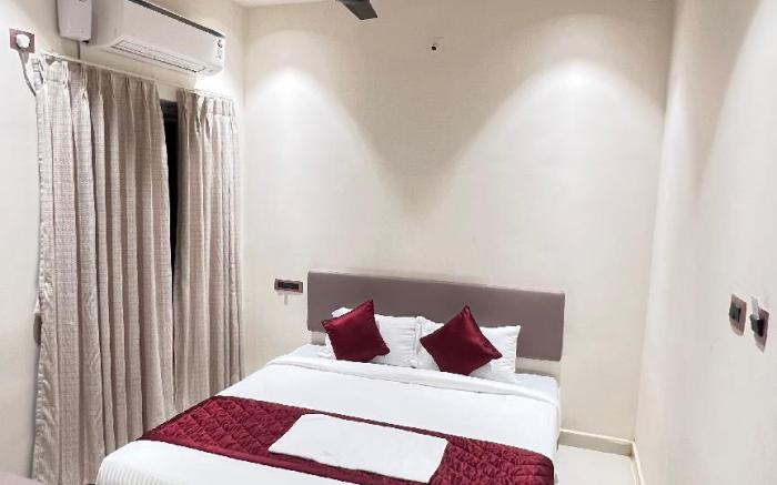 Hotel GMR Pearls
