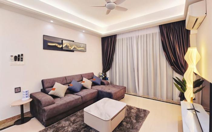 R&F Princess Cove Seaview Apartment by Zylo House