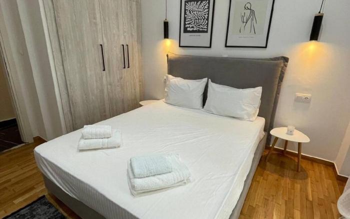 Athens Stylish 2BD Apt with Bal Near Larissa Merto