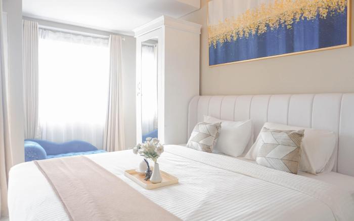 Homey Living Studio Royal Sentul Park By Travelio