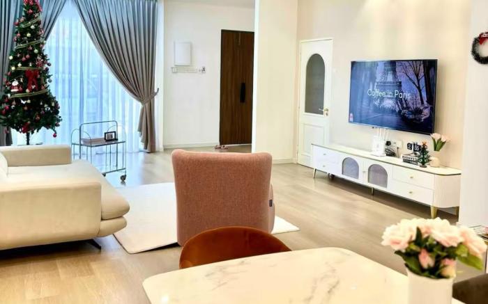French Style Comfy Homestay Alor Setar 现代极简法式温馨民宿