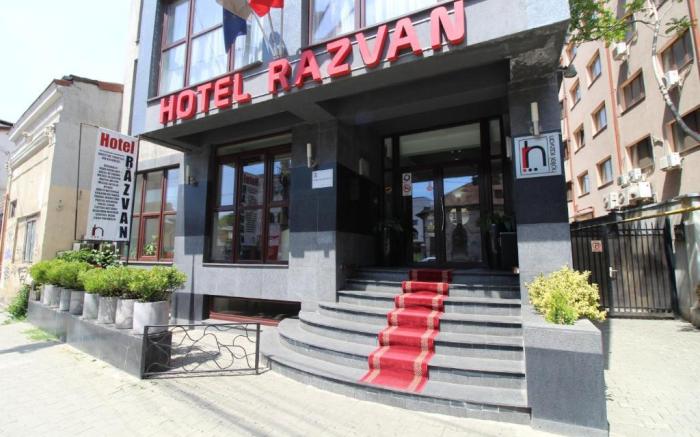 Hotel Razvan