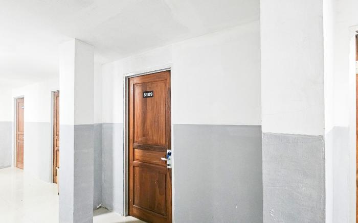 RedDoorz near Mulyosari