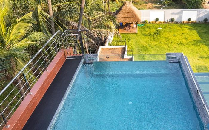 The Serene Shores - Luxury Private Villa