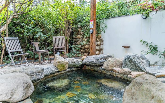 山海行旅·瑜上山间汤池养生度假酒店