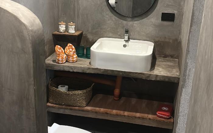 Coconut Home - Room 2