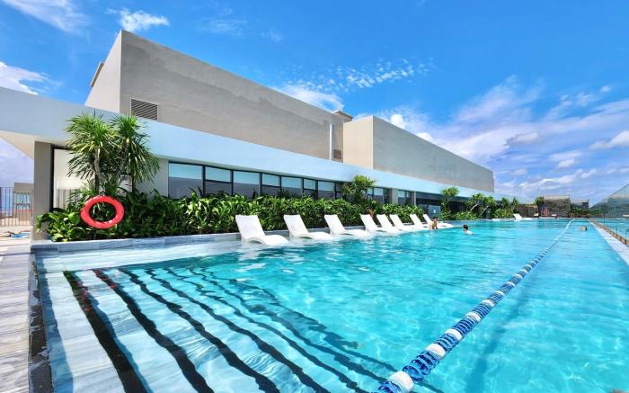 Oasis Suites - The Song, Infinity Pool & Gymt
