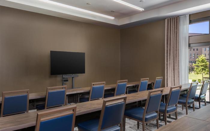 Hotel Avail Rogers, Tapestry Collection by Hilton
