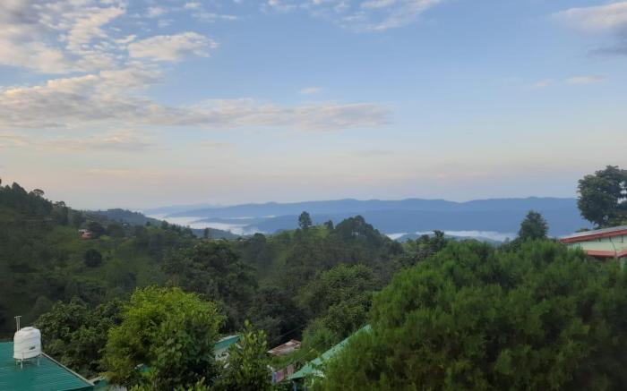 Pahadi Home Stay पहाड़ी होमस्टे