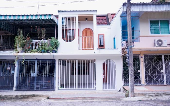 Be House
