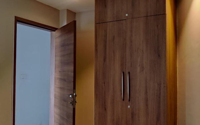 Misty Cliff Pachgani, Luxurious valley view rooms