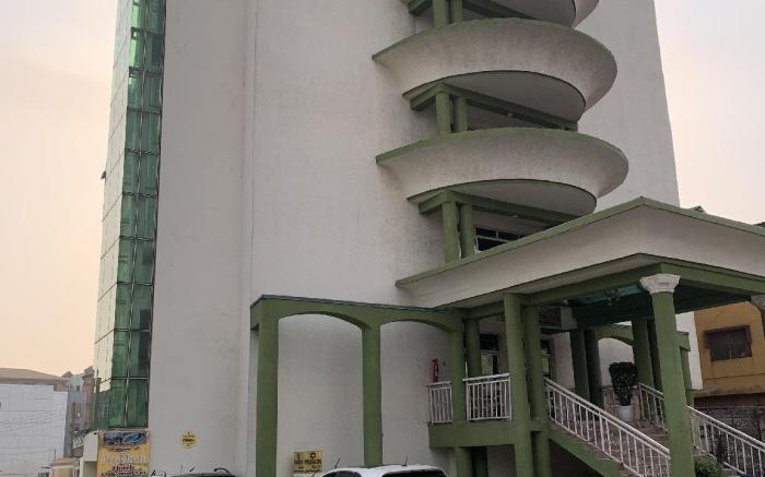 Presken Hotels Alade Avenue