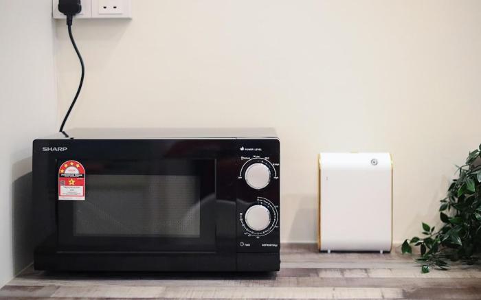 Slide n Hide @ Austin 6pax cinema smart home