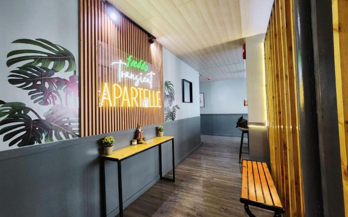 Freddo Studio Apartelle