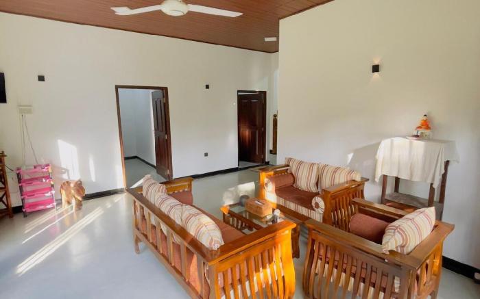 Riverside Nature Haven Villa Weligama