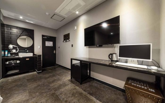 Yangju Hotel Black