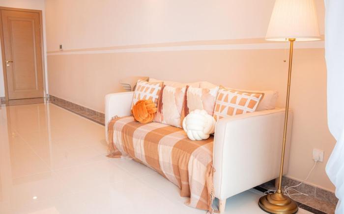 R&F - Seaview@10min walk to CIQ 8-12pax Luxury