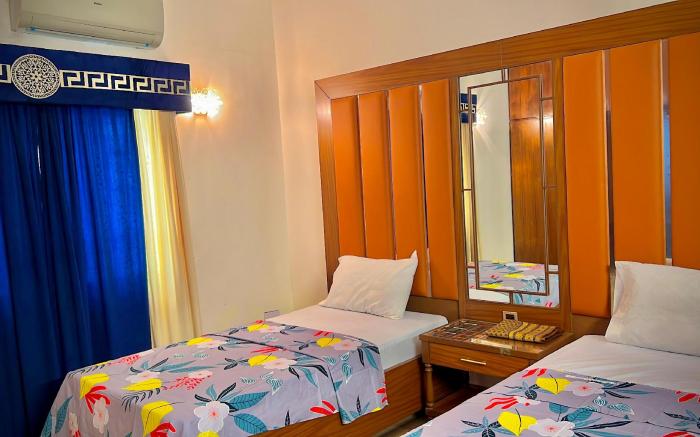 Hotel Imperial DHA