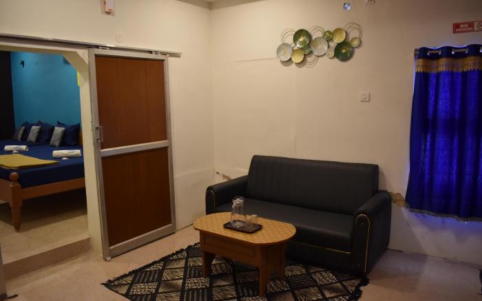 Aishwaryam Home Stay