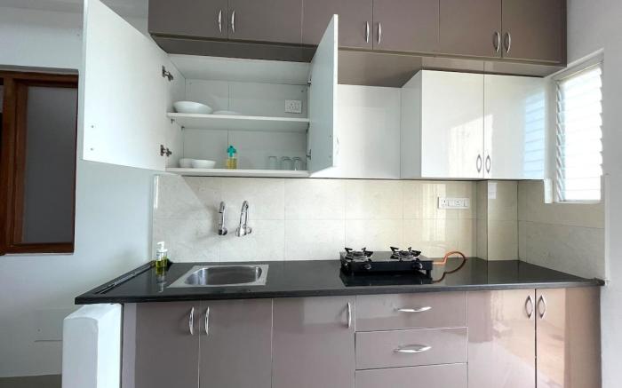 Maya HomeStay- 1BHK Gachibowli