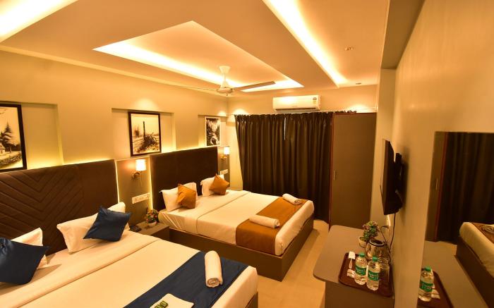 Dhanvantari Hotel